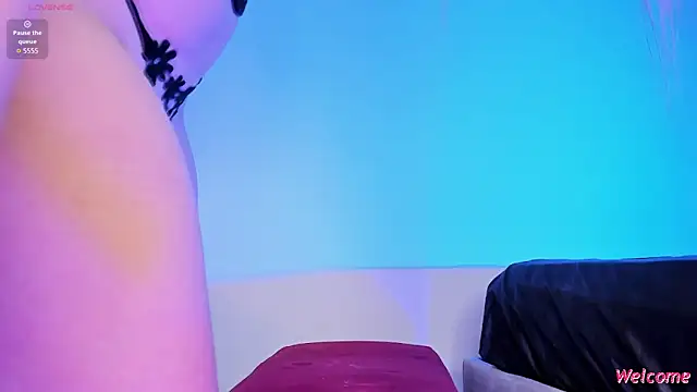 Anthonela art online show from January 2026 01:37:01 PM