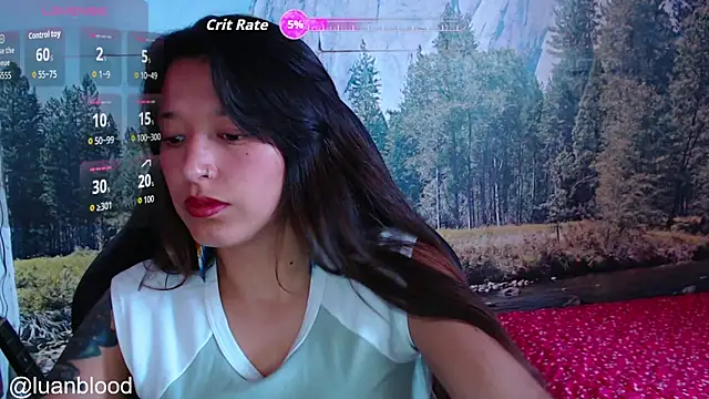 Snapshot of luanablood chatting on December 2025 08:25:02 PM luanablood online show from December 2025 08:25:02 PM