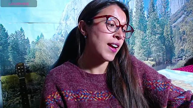 luanablood online show from April 2026 08:11:01 PM