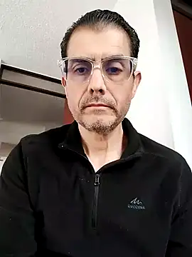 Fuegosutil online show from January 2026 08:13:02 PM