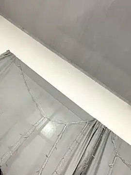 KattyAndDorian online show from December 2025 10:10:01 PM