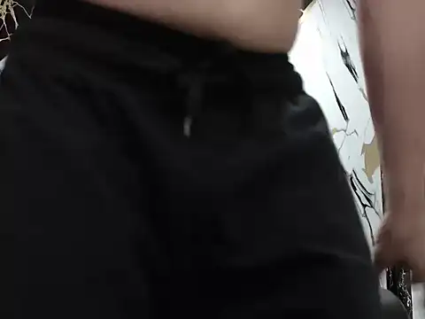 simonm667 online show from April 2026 08:06:02 PM