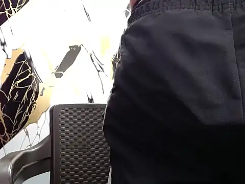 simonm667 online show from January 2026 08:23:02 PM