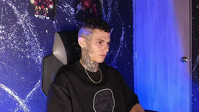 Paulo 527 online show from December 2025 04:55:01 AM