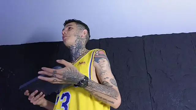 Paulo 527 online show from January 2026 09:07:02 PM