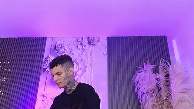 Paulo 527 online show from February 2026 05:43:01 AM