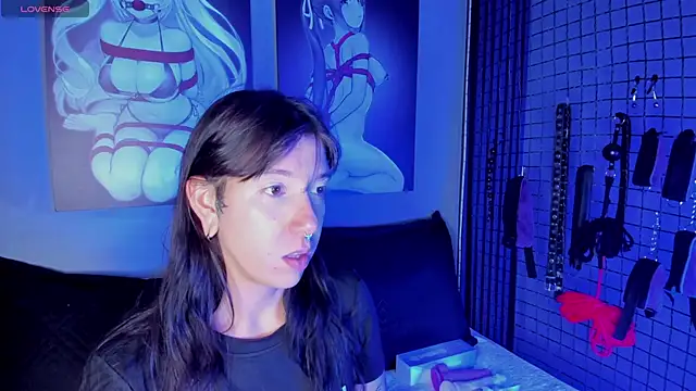 nora temptress online show from March 2026 03:30:02 PM