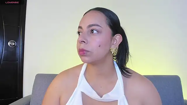 jimena chic1 online show from April 2026 04:13:02 PM