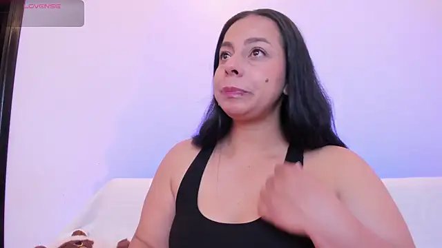 jimena chic1 online show from June 2026 01:28:02 AM