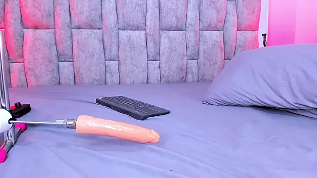 ZafiraNavarro online show from February 2026 11:59:01 PM