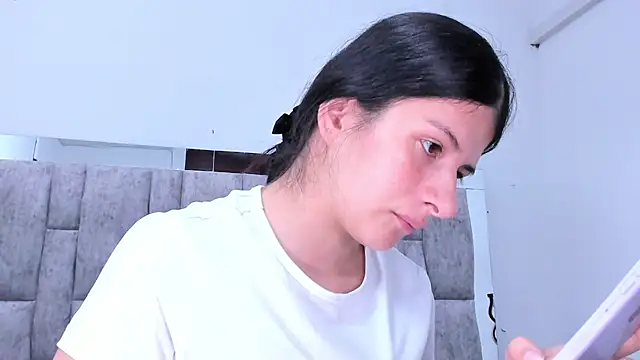 ZafiraNavarro online show from March 2026 07:40:02 PM