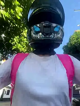 ZafiraNavarro online show from January 2026 12:32:01 PM