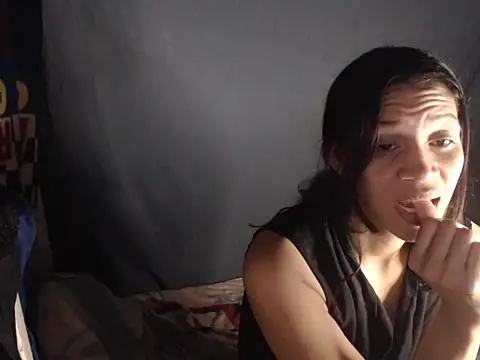 Snapshot of ELIZABET2- chatting on December 2025 03:29:02 AM ELIZABET2- online show from December 2025 03:29:02 AM