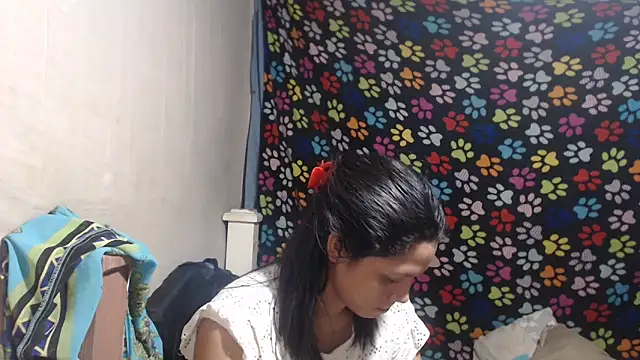 ELIZABET2- online show from March 2026 11:39:02 PM