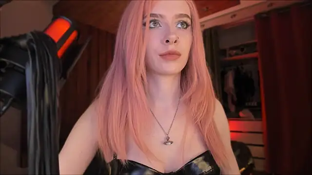 Mistress Iris online show from November 2025 06:41:02 PM