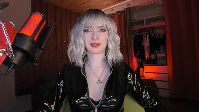 Mistress Iris online show from January 2026 11:00:01 PM