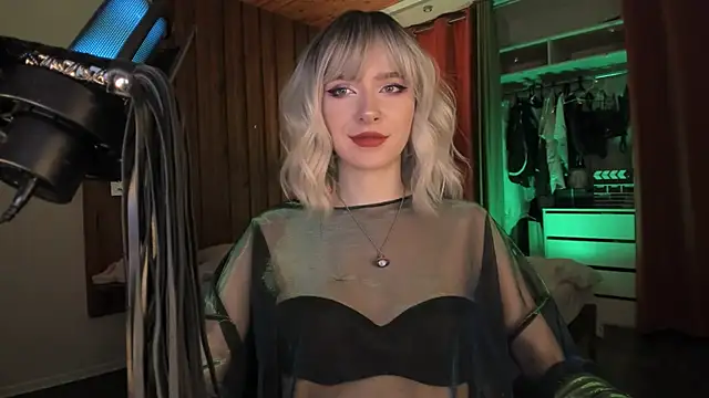 Mistress Iris online show from January 2026 09:07:02 PM