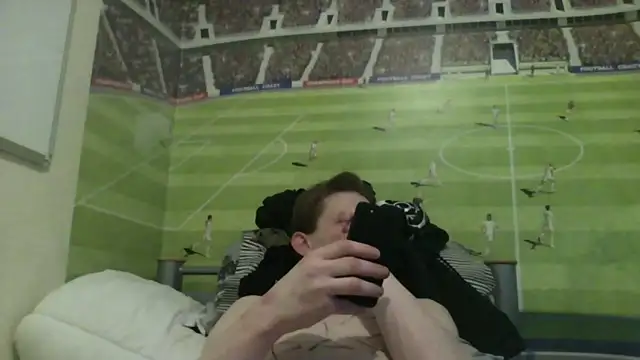 Snapshot of Mrslingerie chatting on March 2026 10:26:02 PM Mrslingerie online show from March 2026 10:26:02 PM