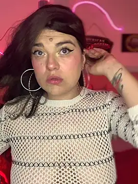 Snapshot of Scarletts_Boobs chatting on December 2025 08:08:02 PM Scarletts Boobs online show from December 2025 08:08:02 PM