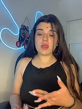 Snapshot of Scarletts_Boobs chatting on December 2025 08:14:01 PM Scarletts Boobs online show from December 2025 08:14:01 PM