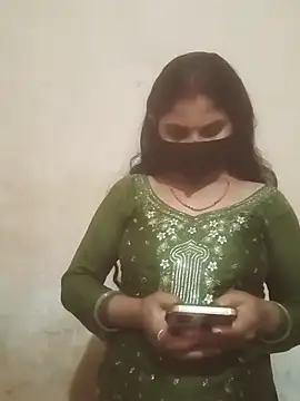 Pooja bhabhi00 online show from December 2025 06:15:02 AM