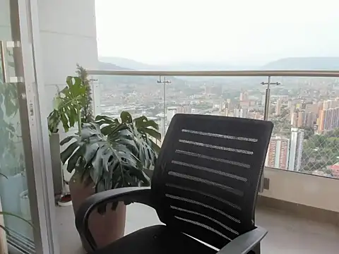 Snapshot of anny_beiker chatting on June 2026 11:10:02 PM anny beiker online show from June 2026 11:10:02 PM