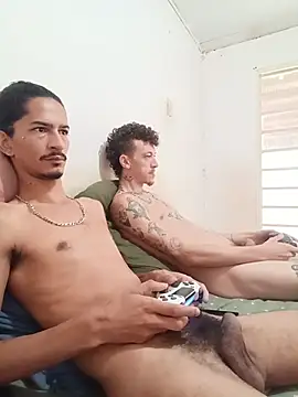 Snapshot of theyllorwillian chatting on February 2026 12:02:01 PM theyllorwillian online show from February 2026 12:02:01 PM