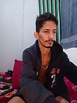 Snapshot of theyllorwillian chatting on June 2026 11:22:02 AM theyllorwillian online show from June 2026 11:22:02 AM