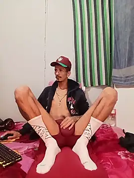 Snapshot of theyllorwillian chatting on June 2026 11:33:01 AM theyllorwillian online show from June 2026 11:33:01 AM