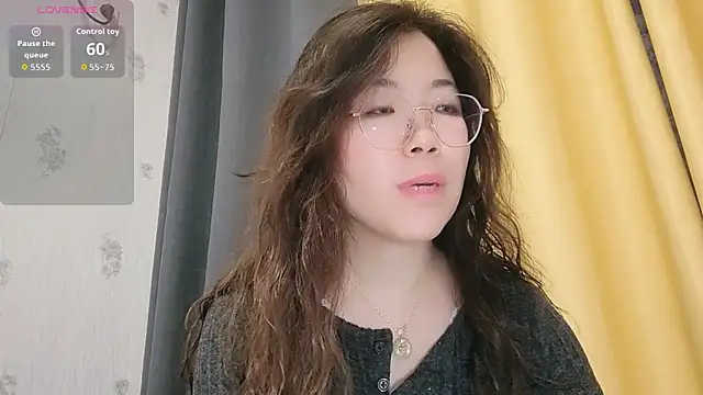 Snapshot of Xiao3187 chatting on December 2025 12:15:02 PM Xiao3187 online show from December 2025 12:15:02 PM