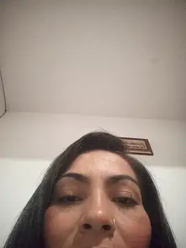 Snapshot of leidhy chatting on November 2025 03:51:01 AM leidhy online show from November 2025 03:51:01 AM