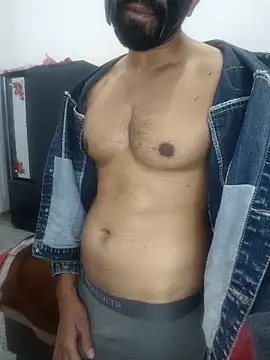 Amit22122 online show from January 2026 12:38:01 AM