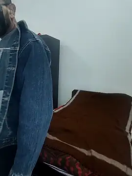 Amit22122 online show from January 2026 12:48:01 AM