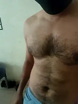 Amit22122 online show from May 2026 04:44:02 AM