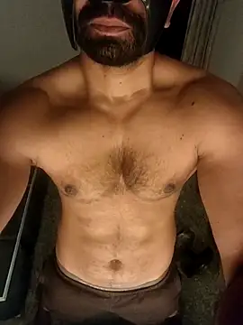 Amit22122 online show from March 2026 03:06:02 AM