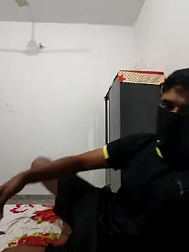 Amit22122 online show from December 2025 03:33:01 PM