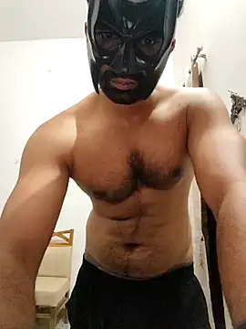 Amit22122 online show from May 2026 01:47:02 AM