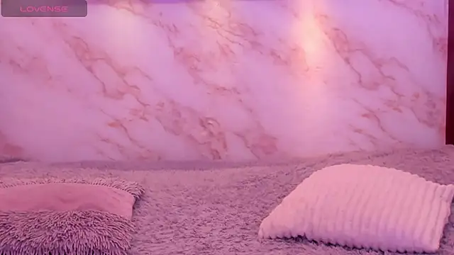 Dakota ferreti  online show from March 2026 09:16:01 PM