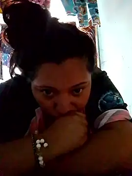 Renatta Sweet online show from February 2026 03:45:01 PM