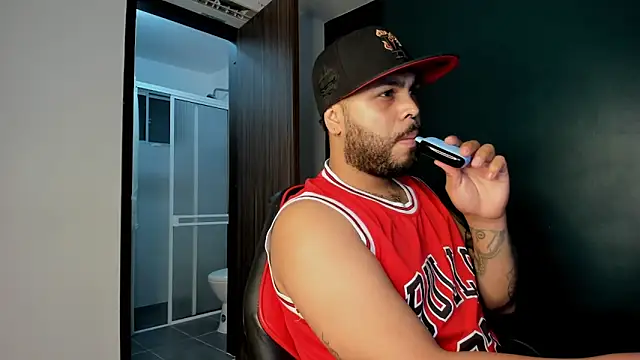 Harrishairy online show from April 2026 05:42:01 AM