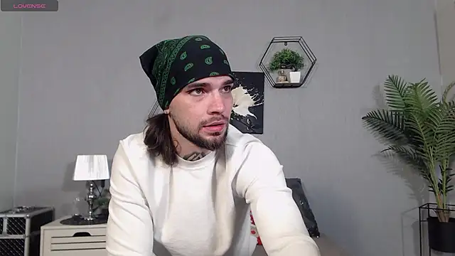 KaneHunter online show from March 2026 07:30:03 PM