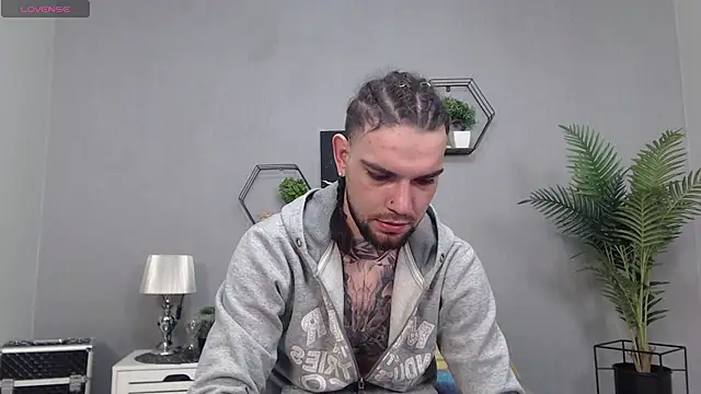 KaneHunter online show from April 2026 06:55:02 PM