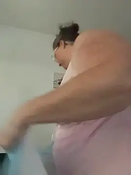 bea french curvy online show from June 2026 06:18:02 PM