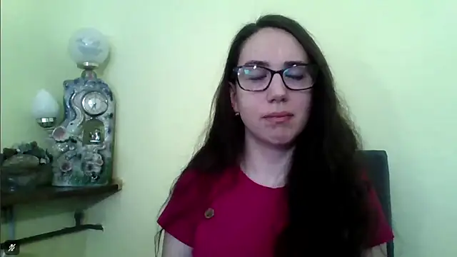 Snapshot of EvaClassy chatting on December 2025 08:02:02 AM EvaClassy online show from December 2025 08:02:02 AM