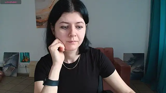 Snapshot of MelisaGollden chatting on November 2025 07:30:01 AM MelisaGollden online show from November 2025 07:30:01 AM