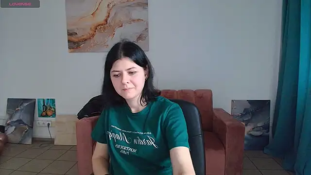 Snapshot of MelisaGollden chatting on November 2025 08:04:01 AM MelisaGollden online show from November 2025 08:04:01 AM