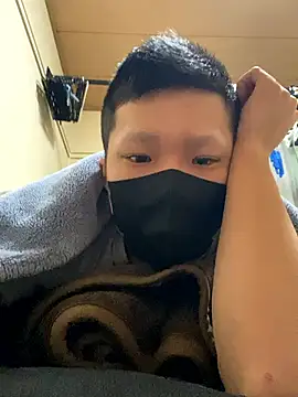 takashiT0903 online show from January 2026 12:00:01 PM