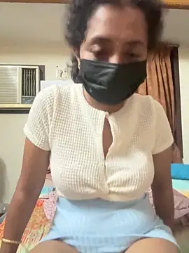 TeddyLover5 online show from February 2026 05:37:01 PM