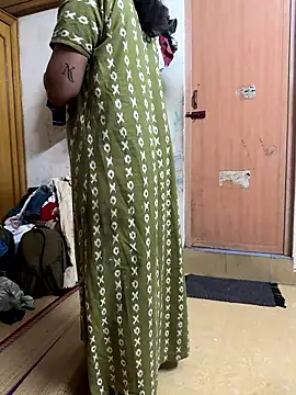 TeddyLover5 online show from January 2026 06:45:01 PM