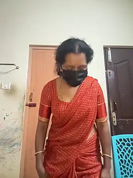 TeddyLover5 online show from February 2026 07:03:01 PM